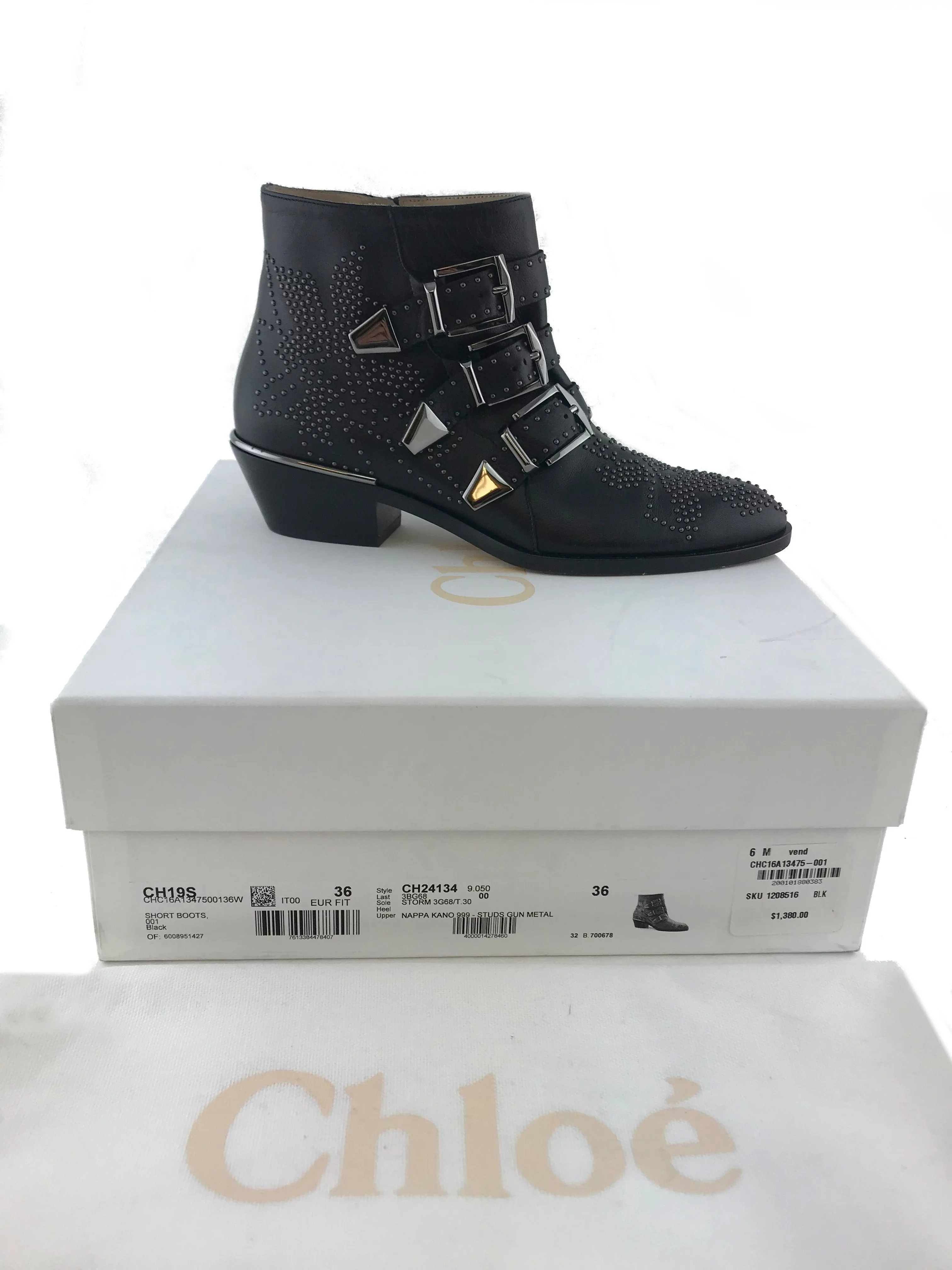 Chloe Suzanna Short Boot Size 6