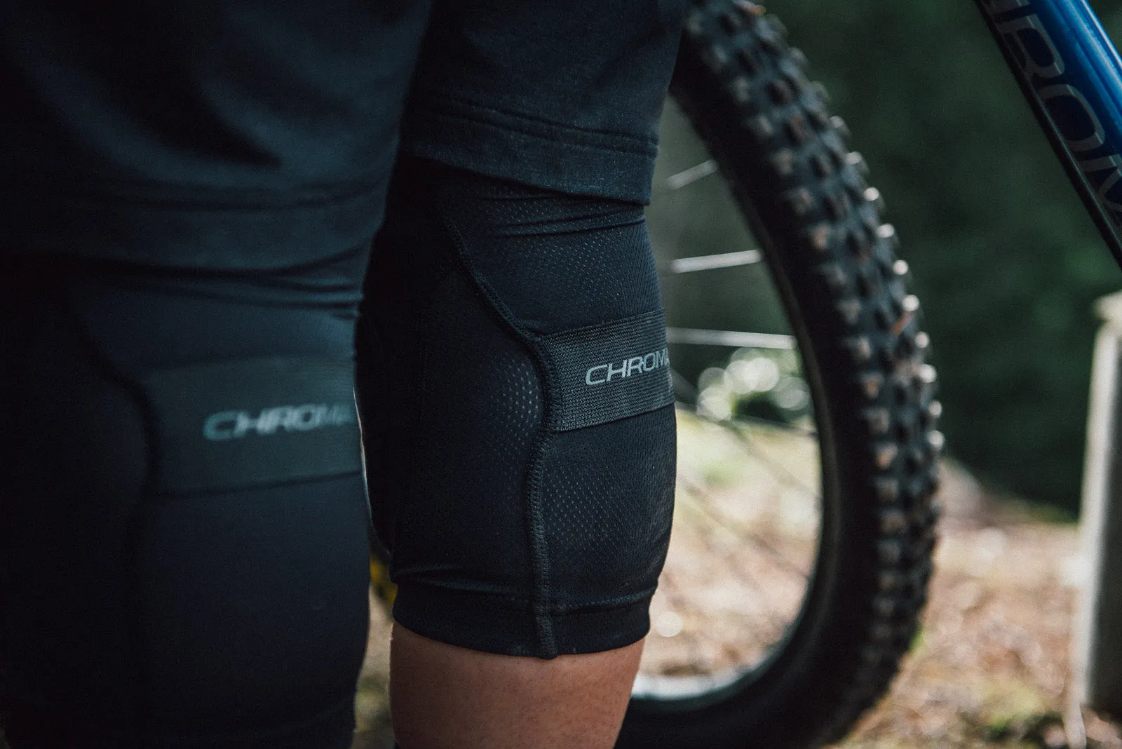 Rift Knee Guard