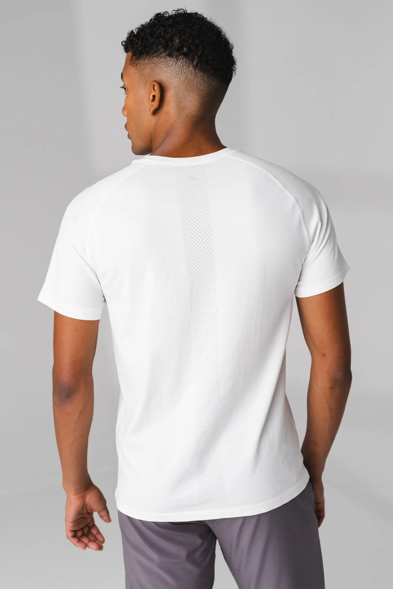 Vitality Kinetic Tee - Snow